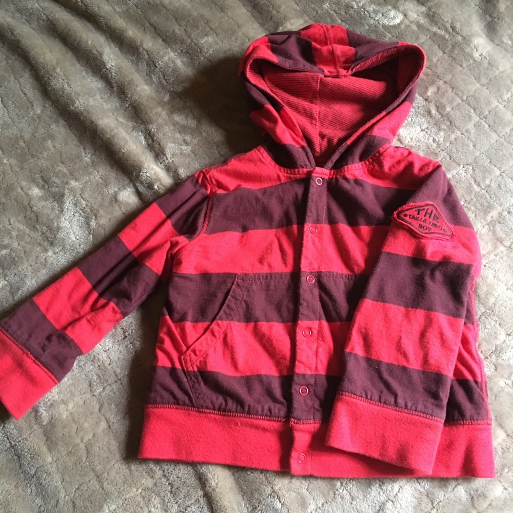 Spring/Summer Hoodie by Taille